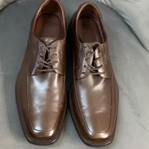 Johnston Murphy brown leather shoes